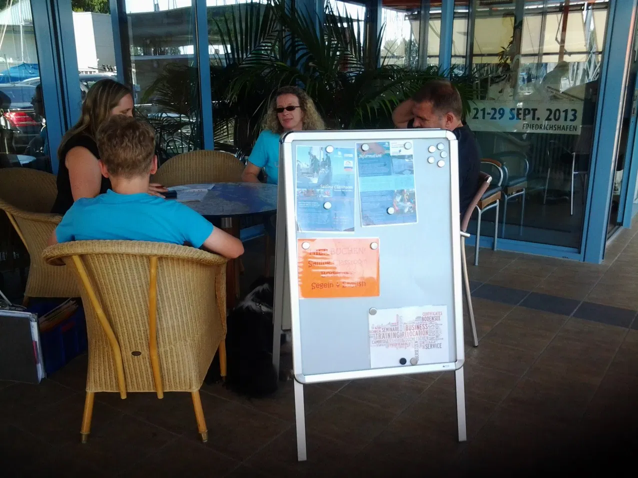 Briefing und Anmeldung im Hafen