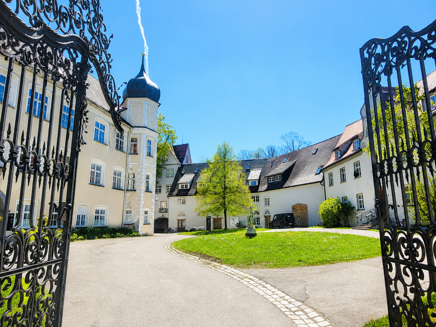 Innenhof von Schloss Isny – Lernort des Streberstudios